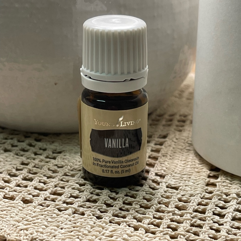 Young Living Essential Oil Vanilla 5 ml, new sealed